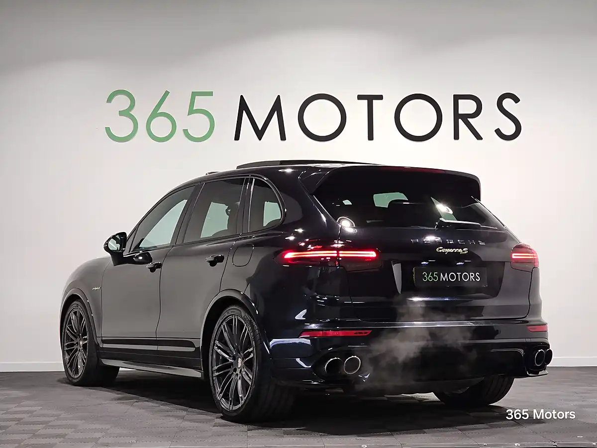 Used 2016 Porsche Cayenne S Black - Interior and Exterior details 3