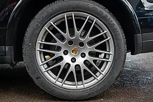 Used 2016 Porsche Cayenne S Jet Black Metallic - Interior and Exterior details 13