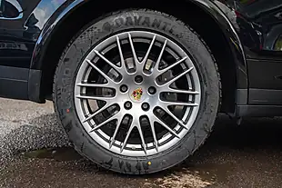 Used 2016 Porsche Cayenne S Jet Black Metallic - Interior and Exterior details 14