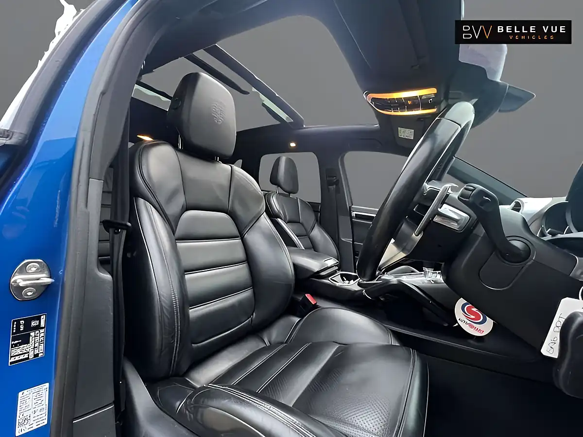 Used 2016 Porsche Cayenne S Sapphire Blue - Interior and Exterior details 15