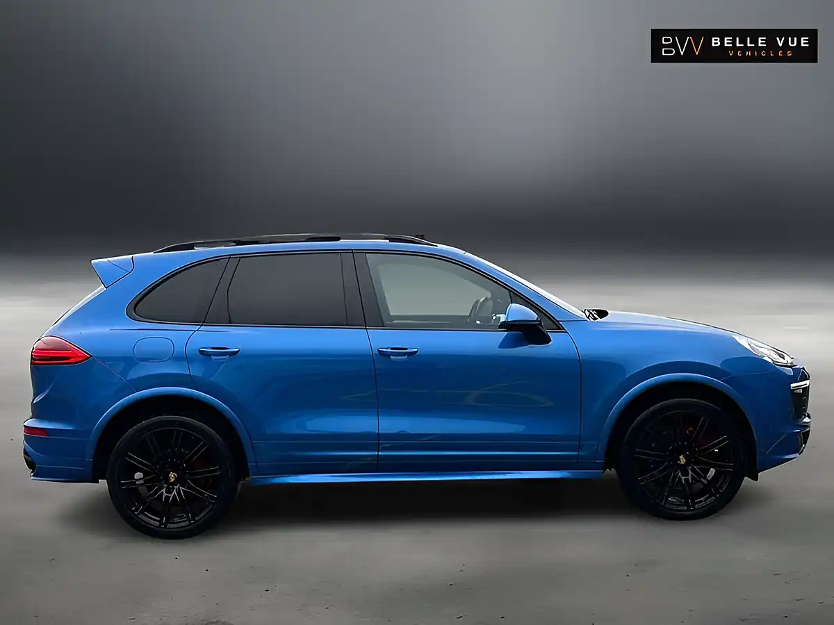 Used 2016 Porsche Cayenne S Sapphire Blue - Interior and Exterior details 2