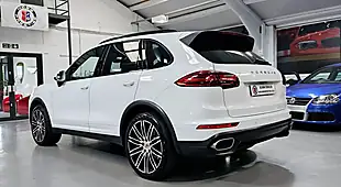 Used 2016 Porsche Cayenne White - Interior and Exterior details 14