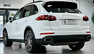 Used 2016 Porsche Cayenne White - Interior and Exterior details 17