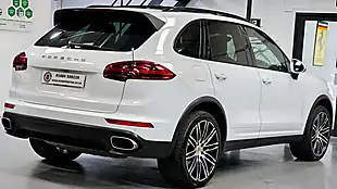 Used 2016 Porsche Cayenne White - Interior and Exterior details 18