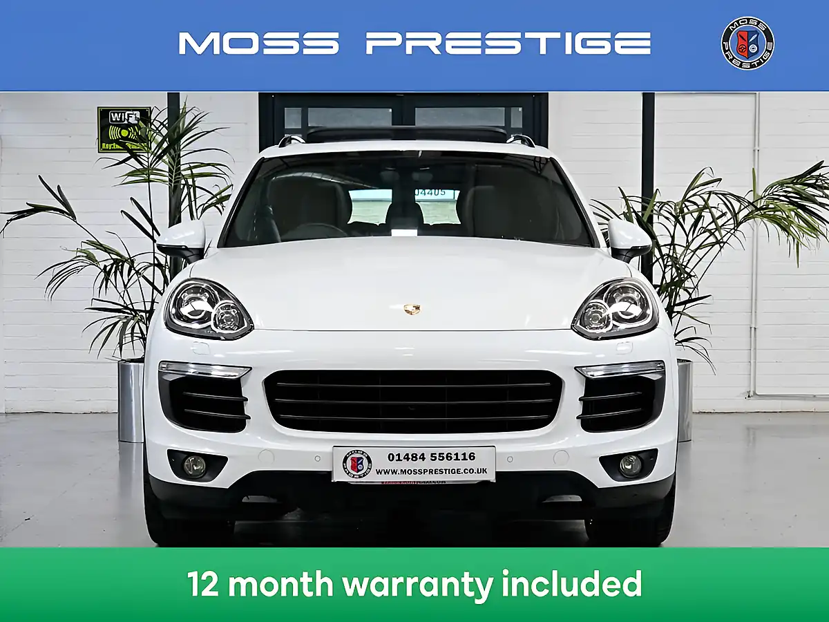 Used 2016 Porsche Cayenne White - Interior and Exterior details 4