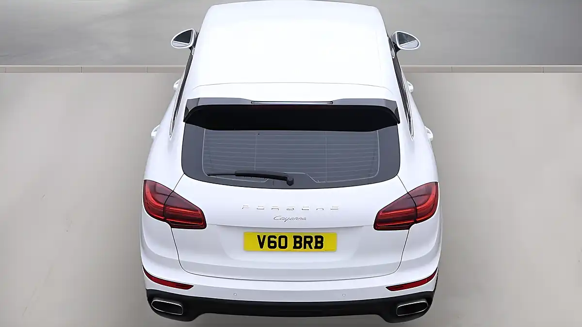 Used 2016 Porsche Cayenne White - Interior and Exterior details 14