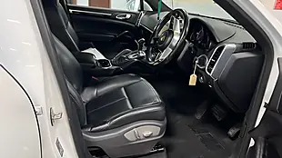 Used 2016 Porsche Cayenne White - Interior and Exterior details 16