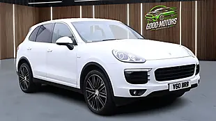 Used 2016 Porsche Cayenne White - Interior and Exterior details 3