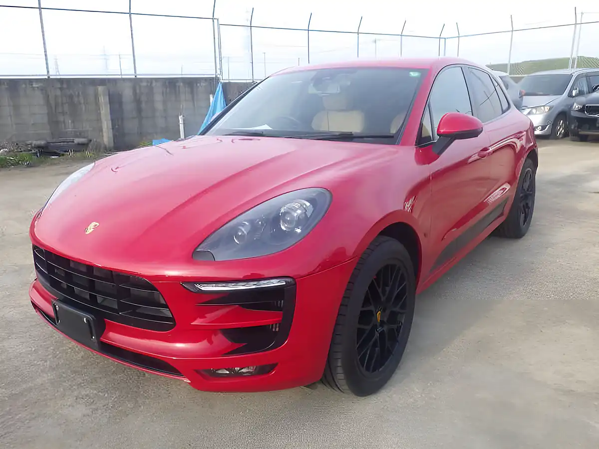 Used 2016 Porsche Macan Gts Red - Front View