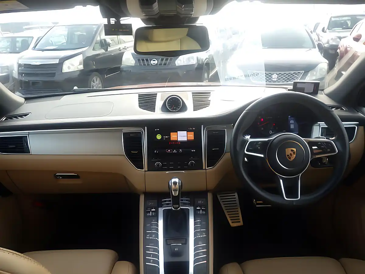 Used 2016 Porsche Macan Gts Red - Interior and Exterior details 3