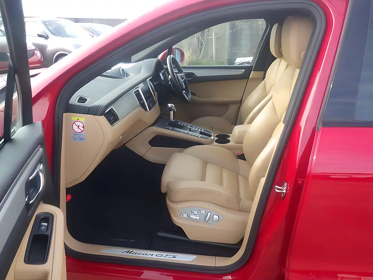 Used 2016 Porsche Macan Gts Red - Interior and Exterior details 4