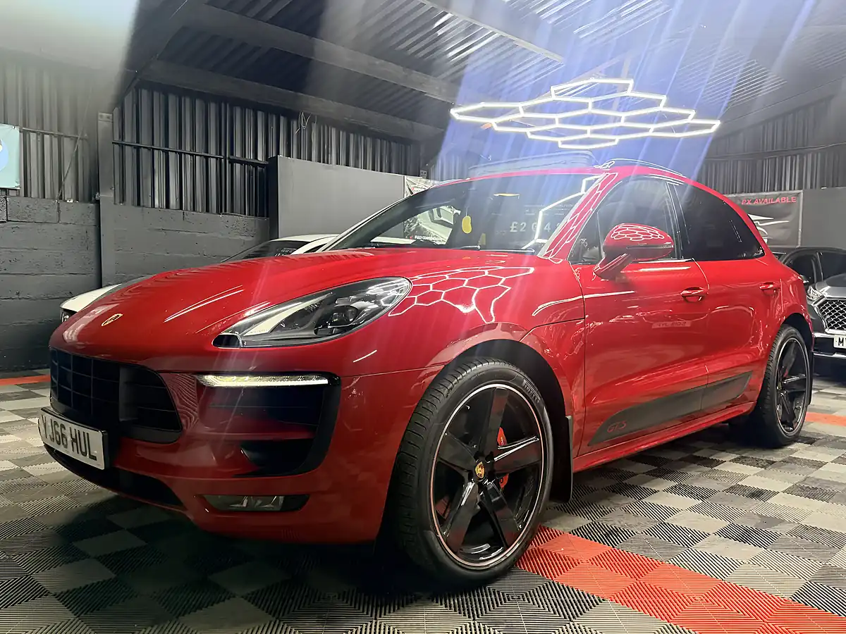 Used 2016 Porsche Macan Gts Red - Interior and Exterior details 9