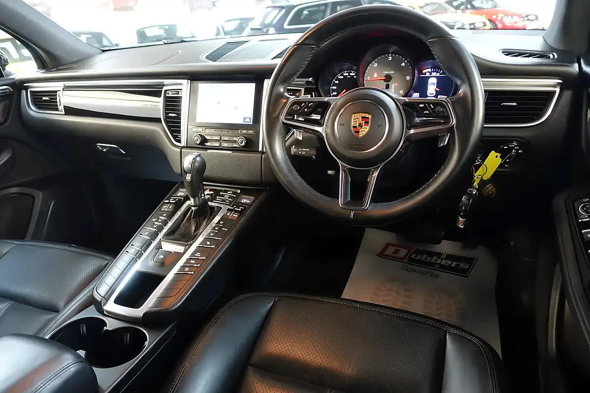 Used 2016 Porsche Macan S Black - Interior and Exterior details 11