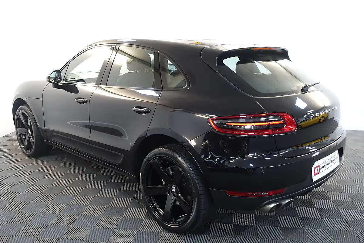 Used 2016 Porsche Macan S Black - Interior and Exterior details 18