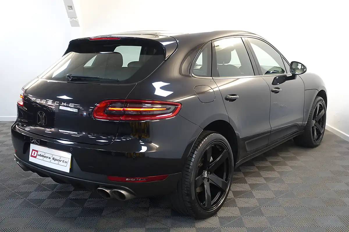 Used 2016 Porsche Macan S Black - Interior and Exterior details 3