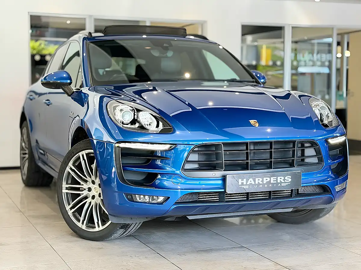 Used 2016 Porsche Macan S Blue - Front View