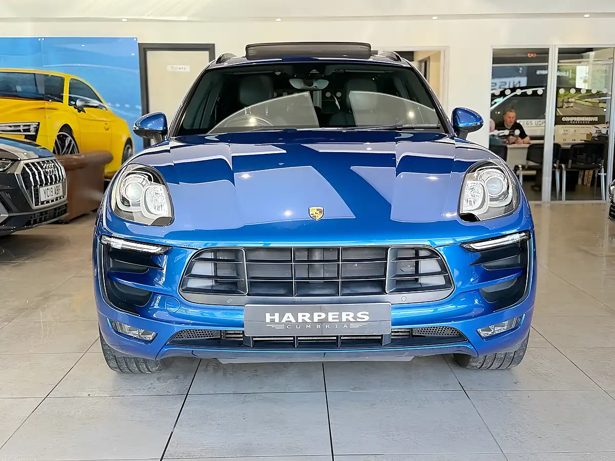 Used 2016 Porsche Macan S Blue - Interior and Exterior details 2