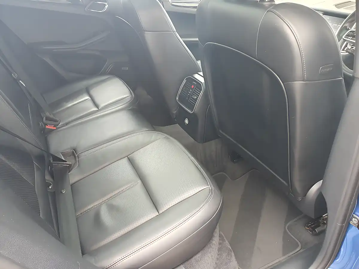 Used 2016 Porsche Macan S Blue - Interior and Exterior details 14