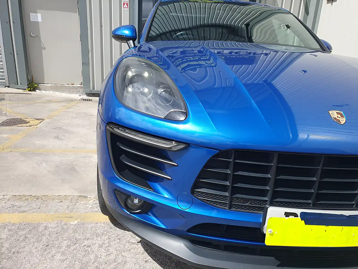 Used 2016 Porsche Macan S Blue - Interior and Exterior details 6
