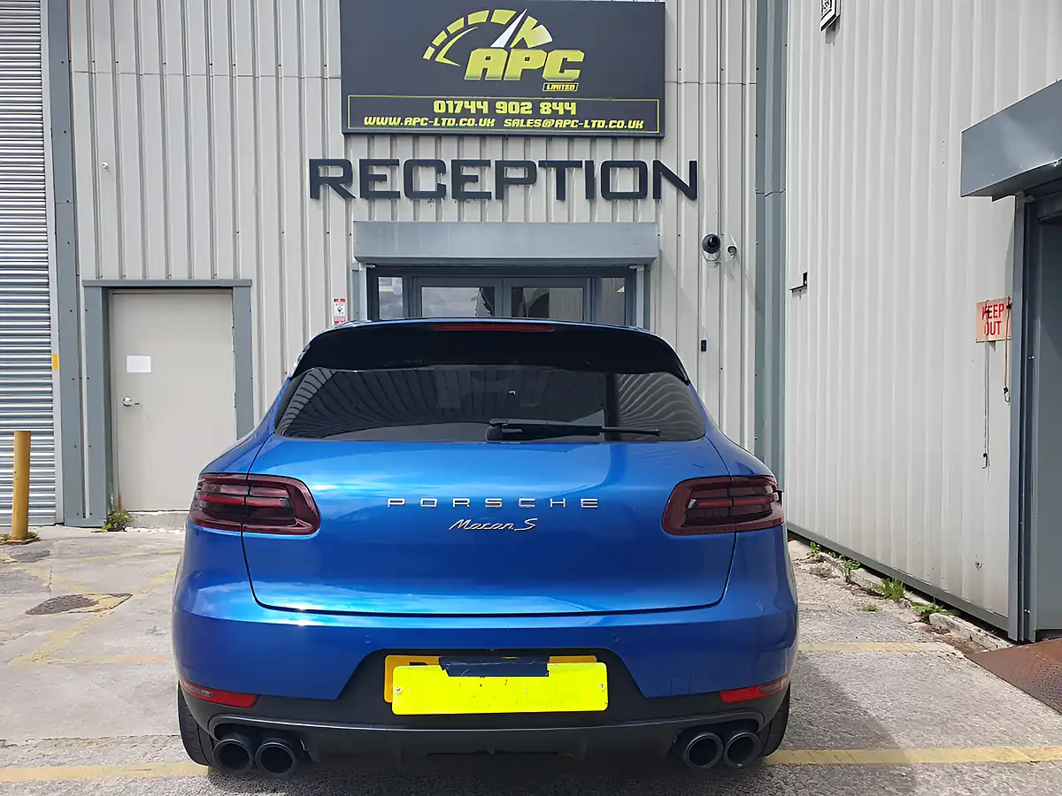 Used 2016 Porsche Macan S Blue - Interior and Exterior details 8