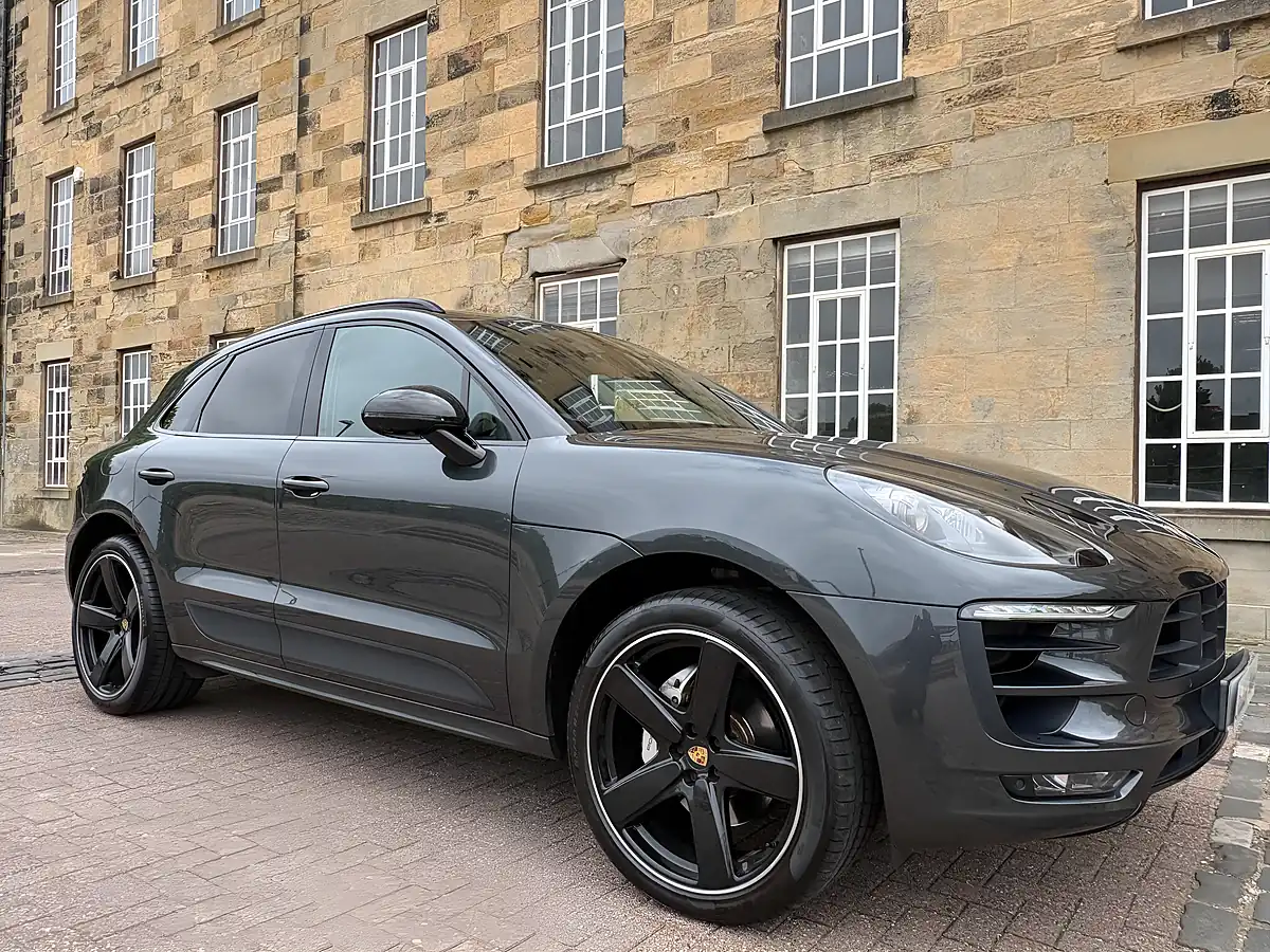 Used 2016 Porsche Macan S Grey - Interior and Exterior details 10