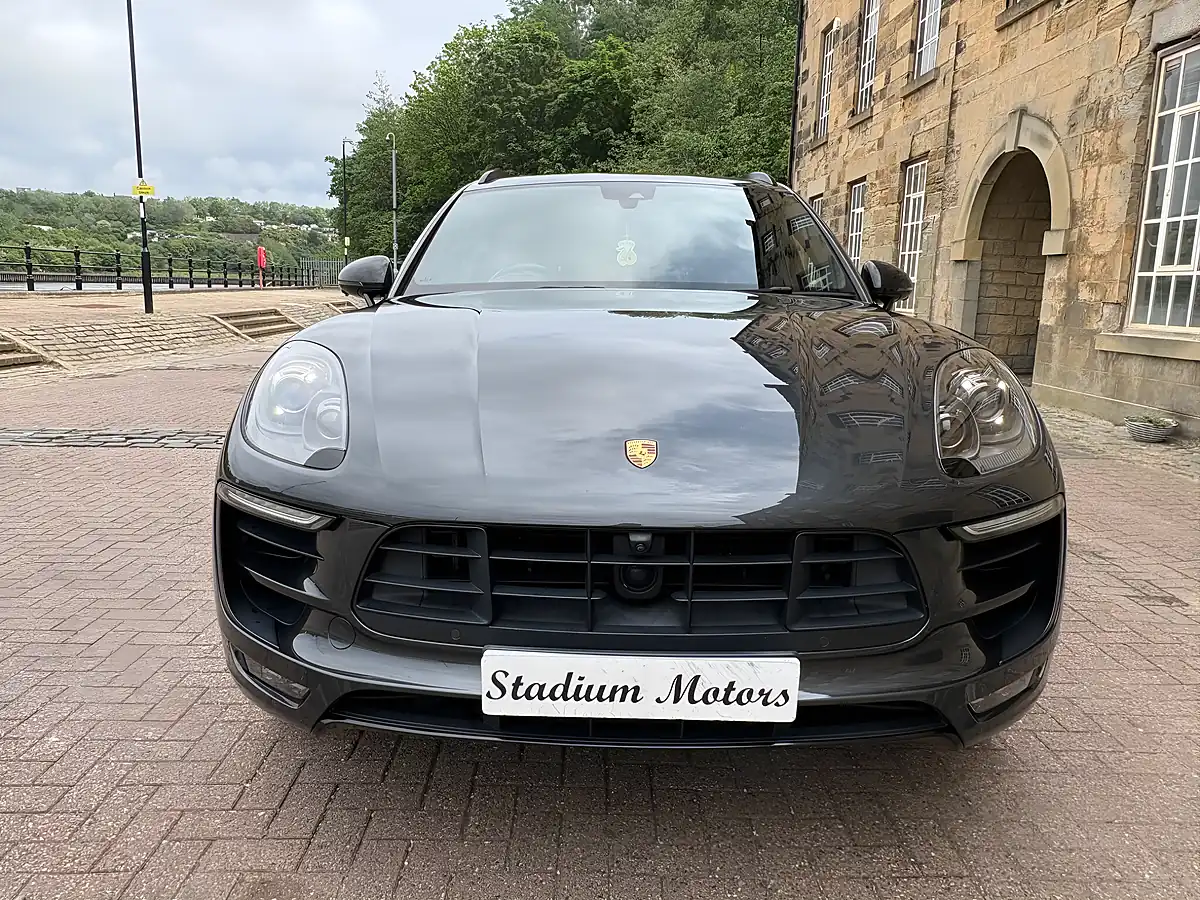 Used 2016 Porsche Macan S Grey - Interior and Exterior details 15