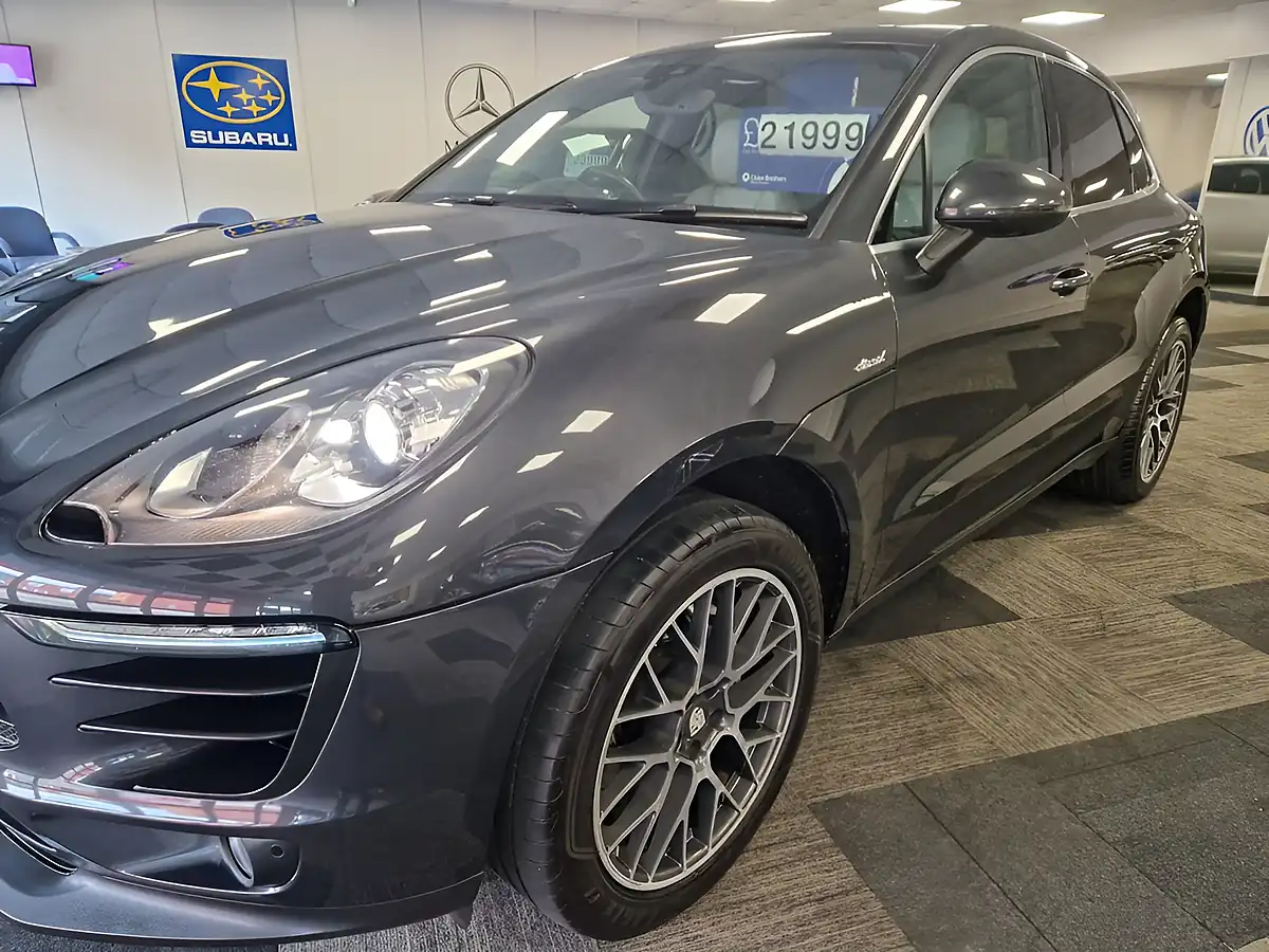 Used 2016 Porsche Macan S Grey - Interior and Exterior details 12