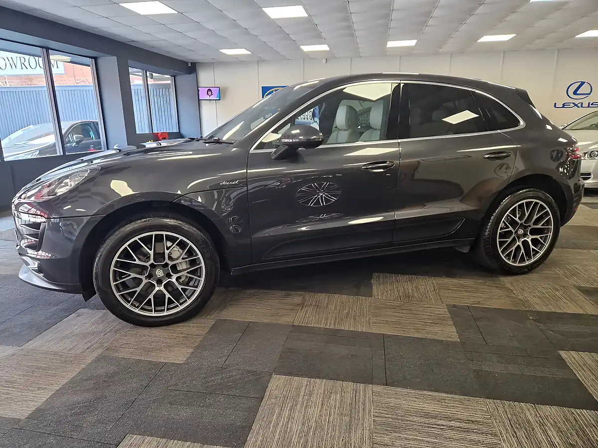 Used 2016 Porsche Macan S Grey - Interior and Exterior details 5