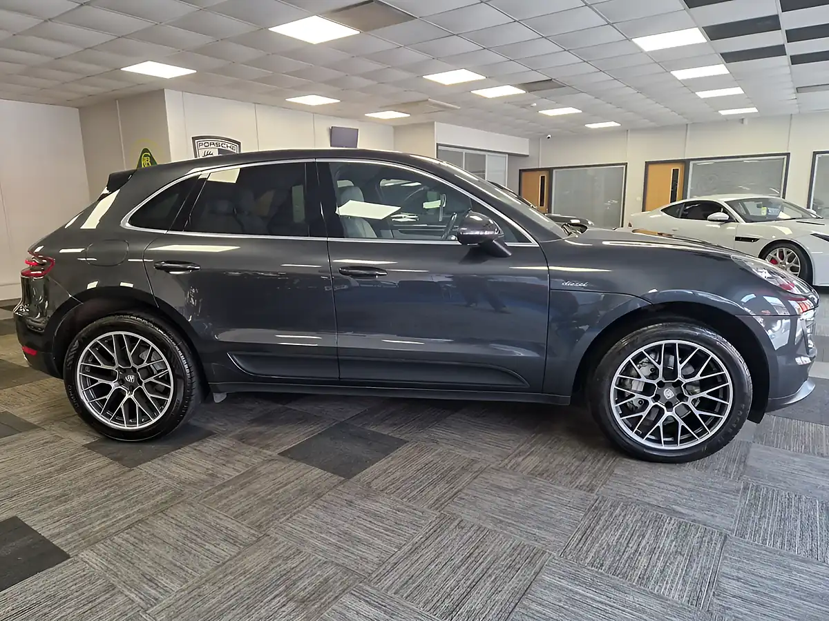 Used 2016 Porsche Macan S Grey - Interior and Exterior details 6