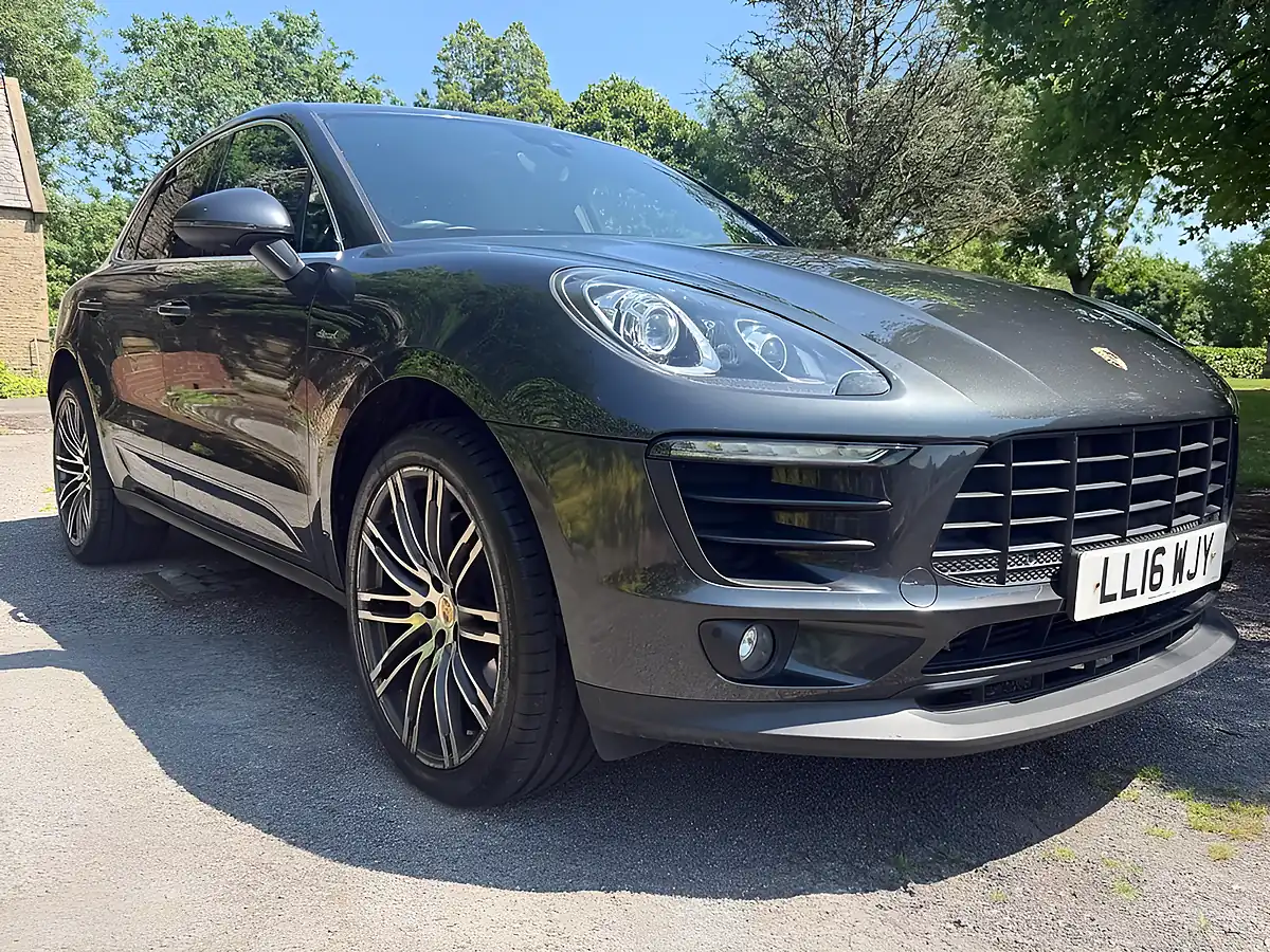 Used 2016 Porsche Macan S Grey - Interior and Exterior details 14
