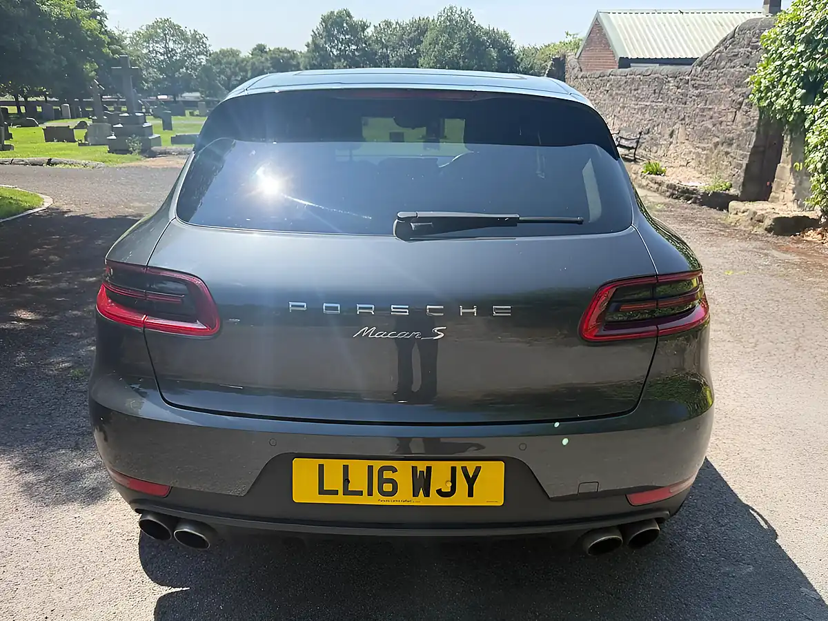 Used 2016 Porsche Macan S Grey - Interior and Exterior details 17