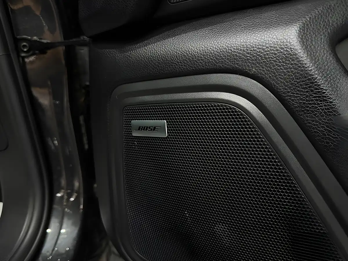 Used 2016 Porsche Macan S Grey - Interior and Exterior details 11
