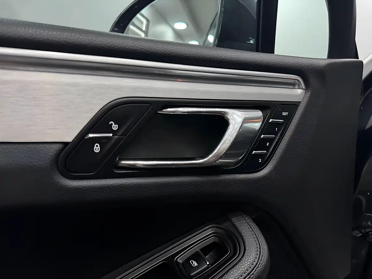 Used 2016 Porsche Macan S Grey - Interior and Exterior details 16