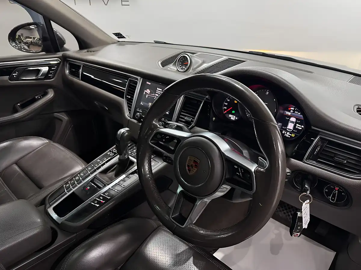 Used 2016 Porsche Macan S Grey - Interior and Exterior details 13