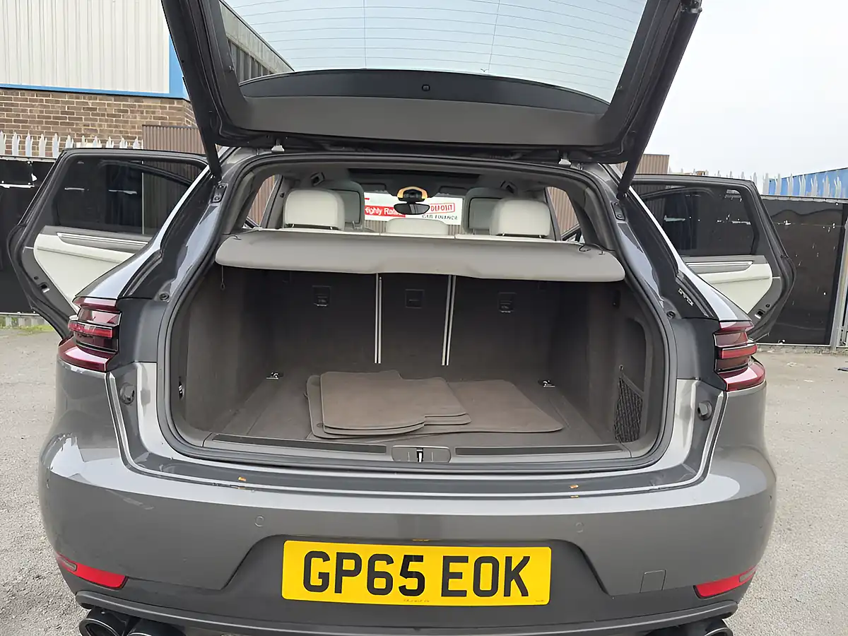 Used 2016 Porsche Macan S Grey - Interior and Exterior details 15