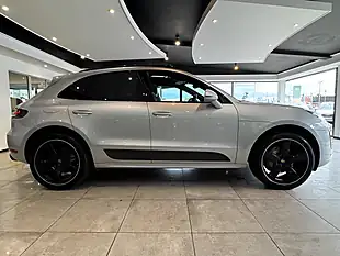 Used 2016 Porsche Macan S Silver - Interior and Exterior details 9