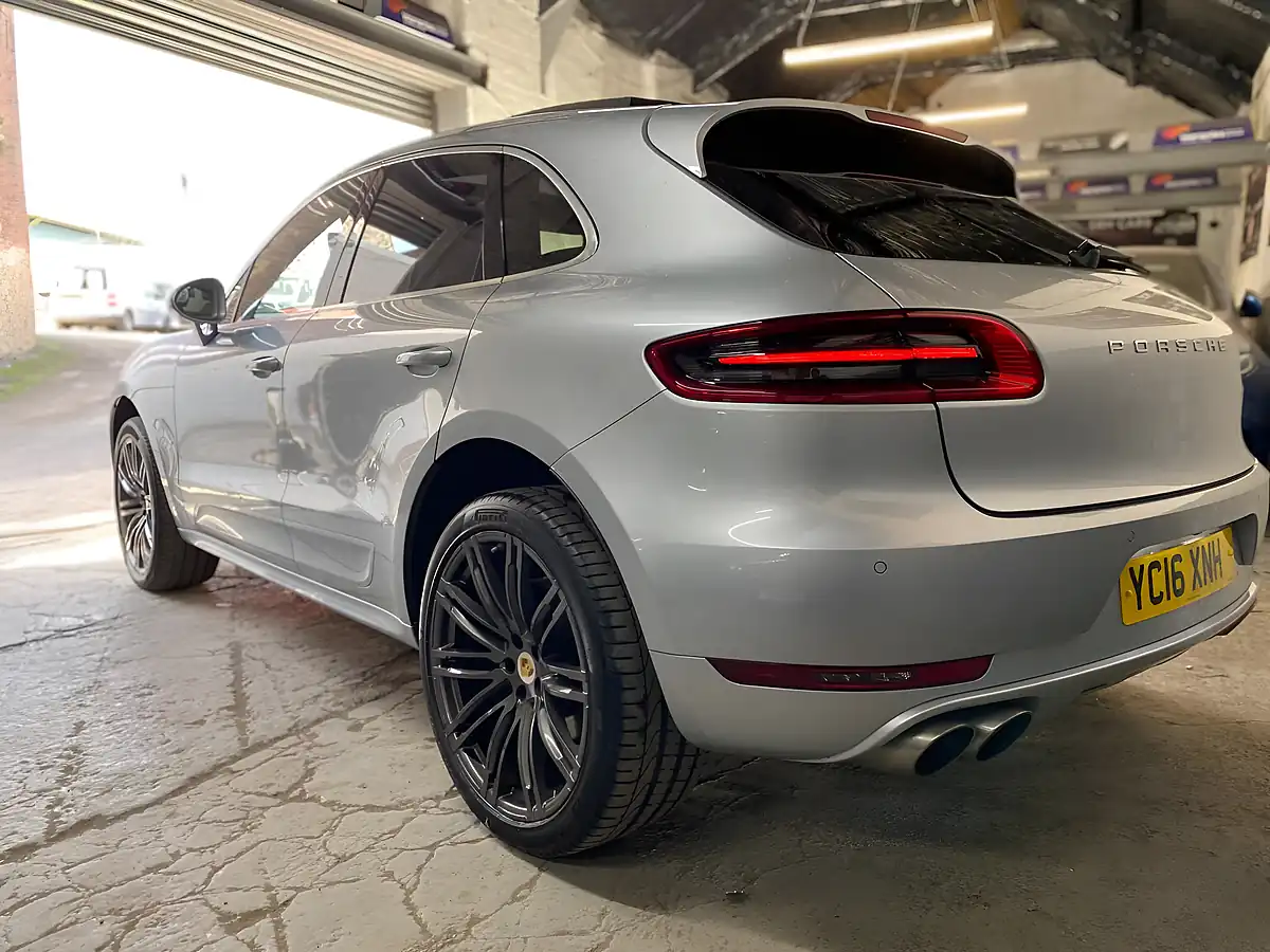Used 2016 Porsche Macan S Silver - Interior and Exterior details 15
