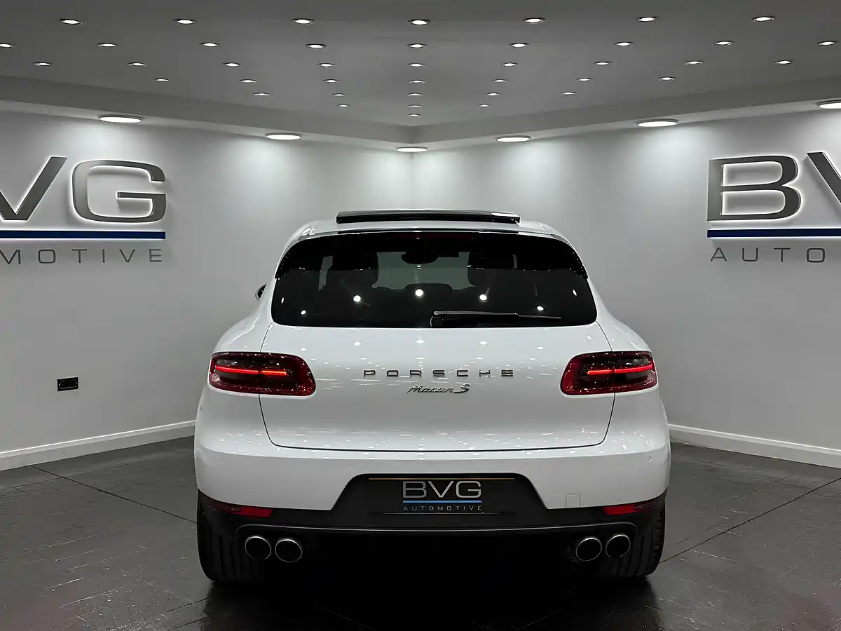 Used 2016 Porsche Macan S White - Interior and Exterior details 9