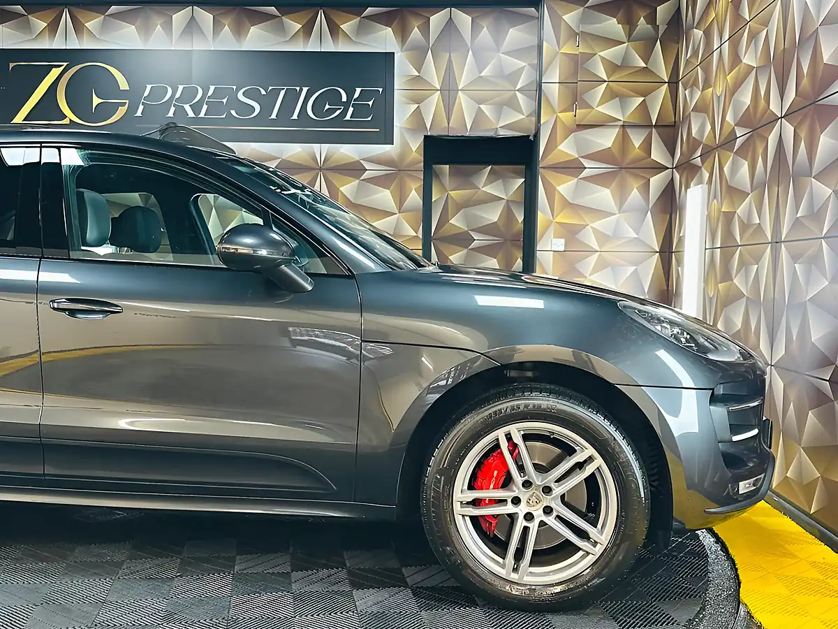 Used 2016 Porsche Macan Turbo Grey - Interior and Exterior details 15