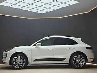 Used 2016 Porsche Macan Turbo White - Interior and Exterior details 5