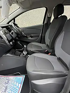 Used 2016 Renault Captur Dynamique Nav Black - Interior and Exterior details 11