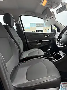 Used 2016 Renault Captur Dynamique Nav Black - Interior and Exterior details 8