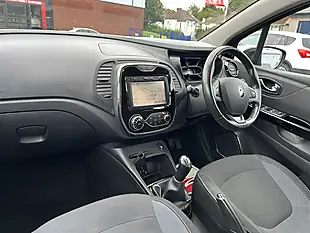 Used 2016 Renault Captur Dynamique Nav Black - Interior and Exterior details 11