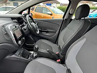 Used 2016 Renault Captur Dynamique Nav Black - Interior and Exterior details 13
