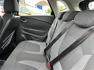 Used 2016 Renault Captur Dynamique Nav Black - Interior and Exterior details 15