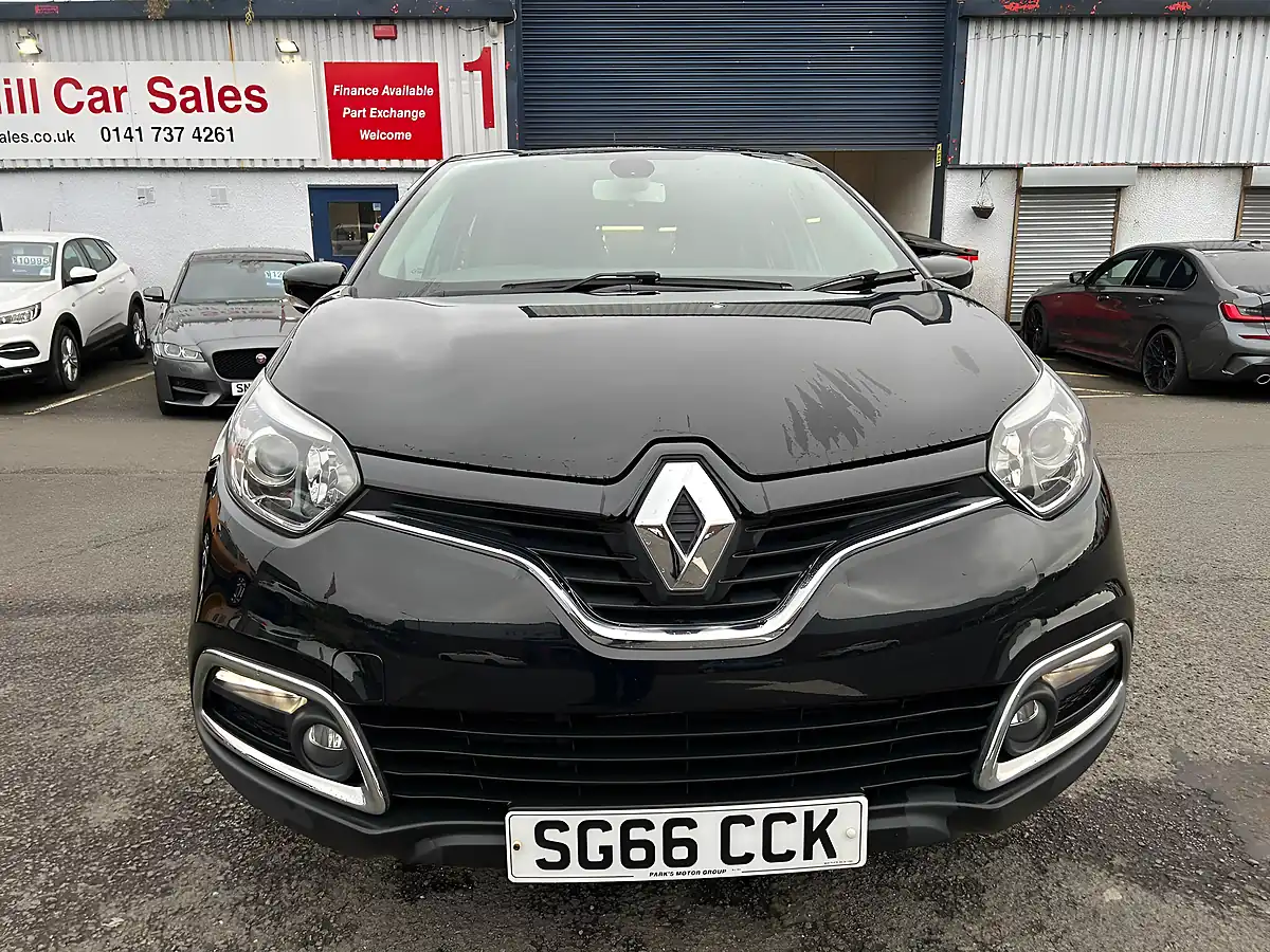 Used 2016 Renault Captur Dynamique Nav Black - Interior and Exterior details 9