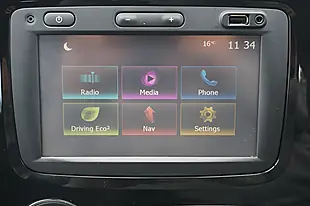 Used 2016 Renault Captur Dynamique Nav Black - Interior and Exterior details 14