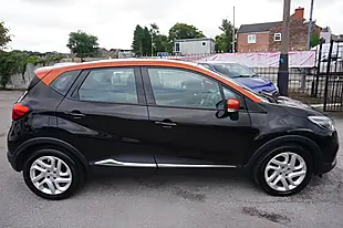 Used 2016 Renault Captur Dynamique Nav Black - Interior and Exterior details 8
