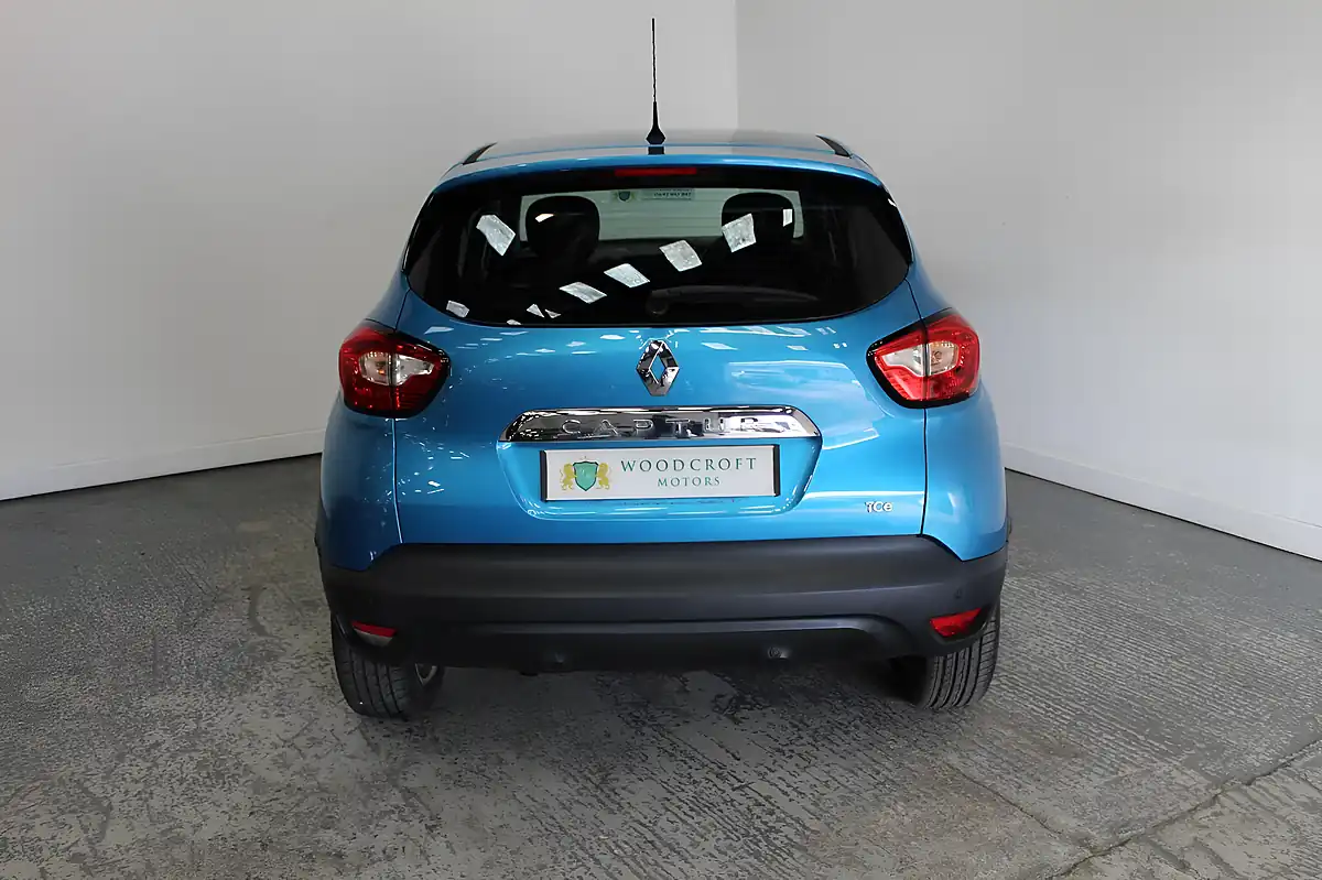 Used 2016 Renault Captur Dynamique Nav Blue - Interior and Exterior details 10