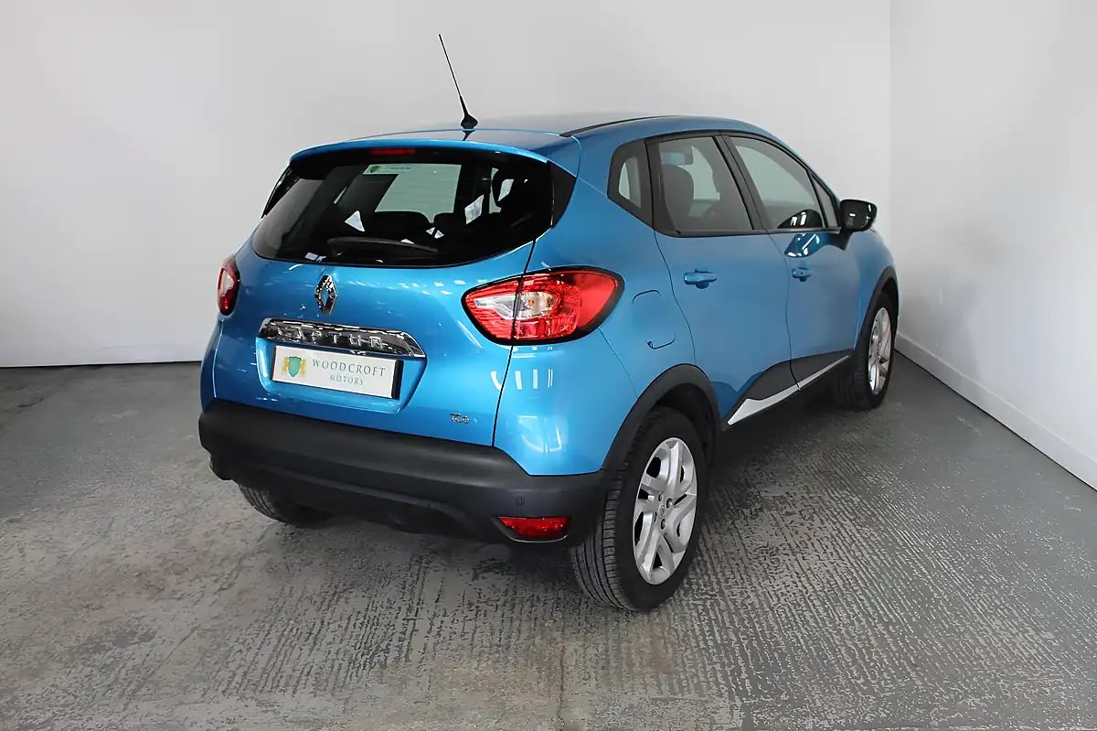 Used 2016 Renault Captur Dynamique Nav Blue - Interior and Exterior details 6